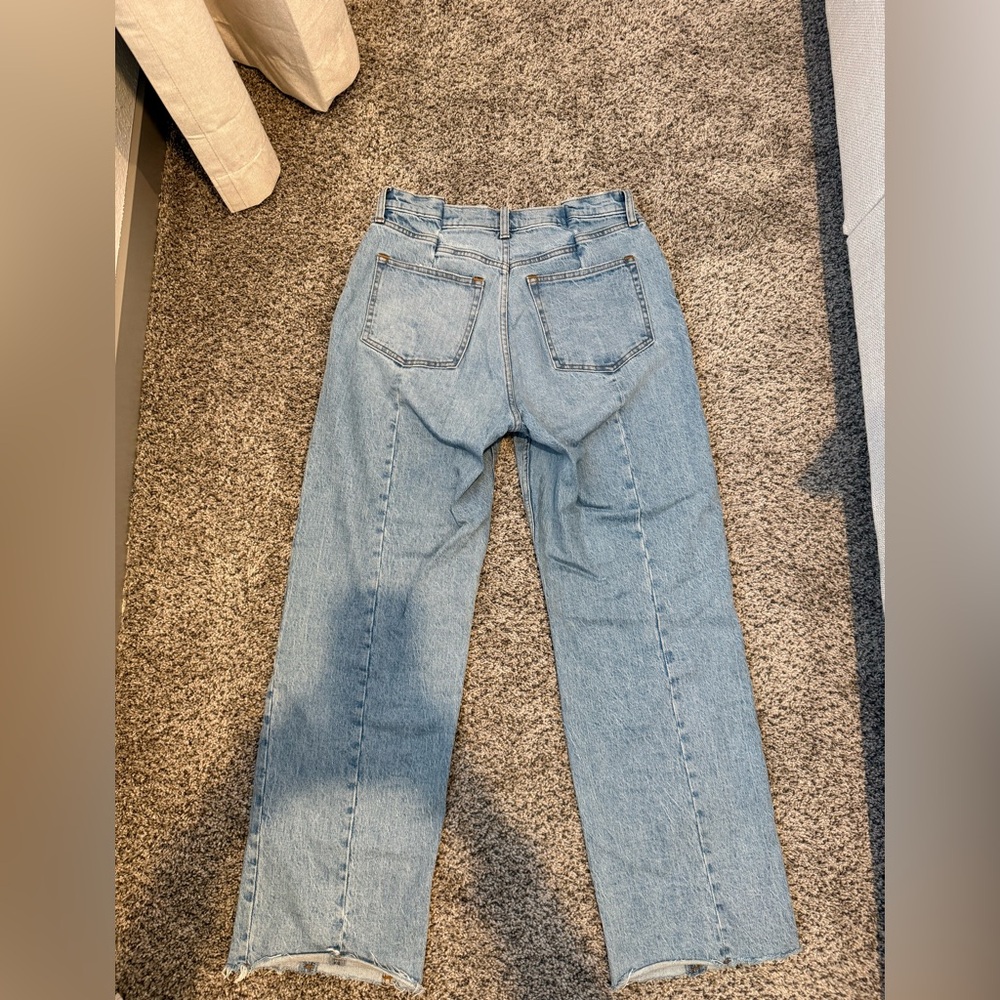 Abercrombie & Fitch High Rise 90s Relaxed Jean - Curve Love - Picture 2 of 7